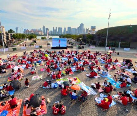 Free Live Screenings